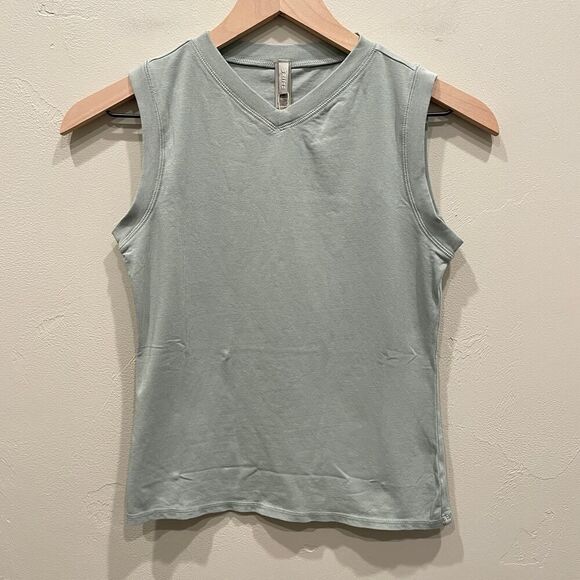 NWT SKIMS New Vintage Muscle Tee Tank Mineral - Size: Small - Picture 2 of 6